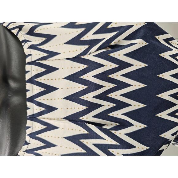 Speed Control Chevron Dress - Picture 7 of 14